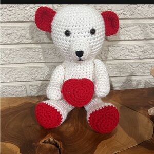Valentines crochet bear in red and white